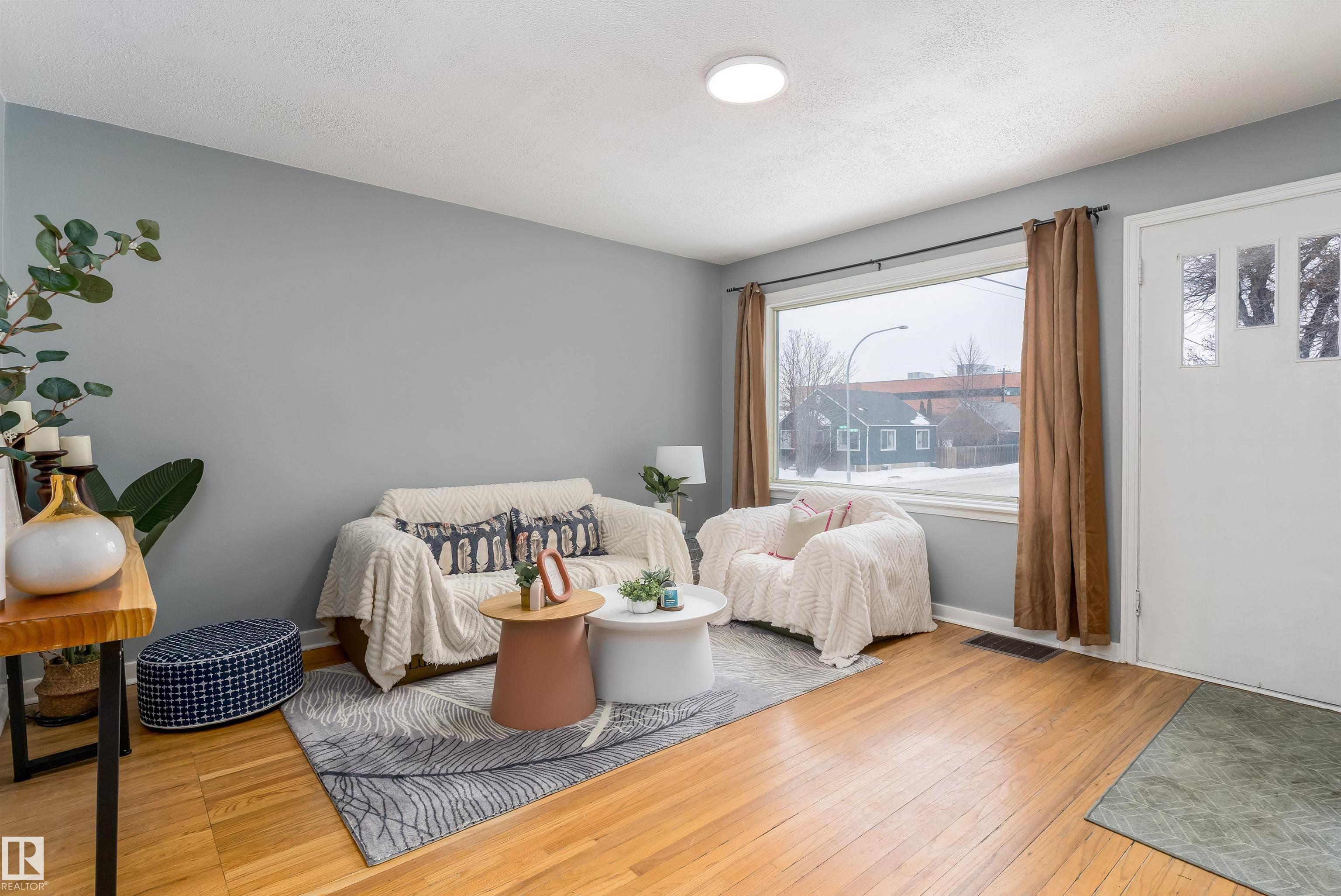 8971 81 Avenue NW, King Edward Park, Edmonton