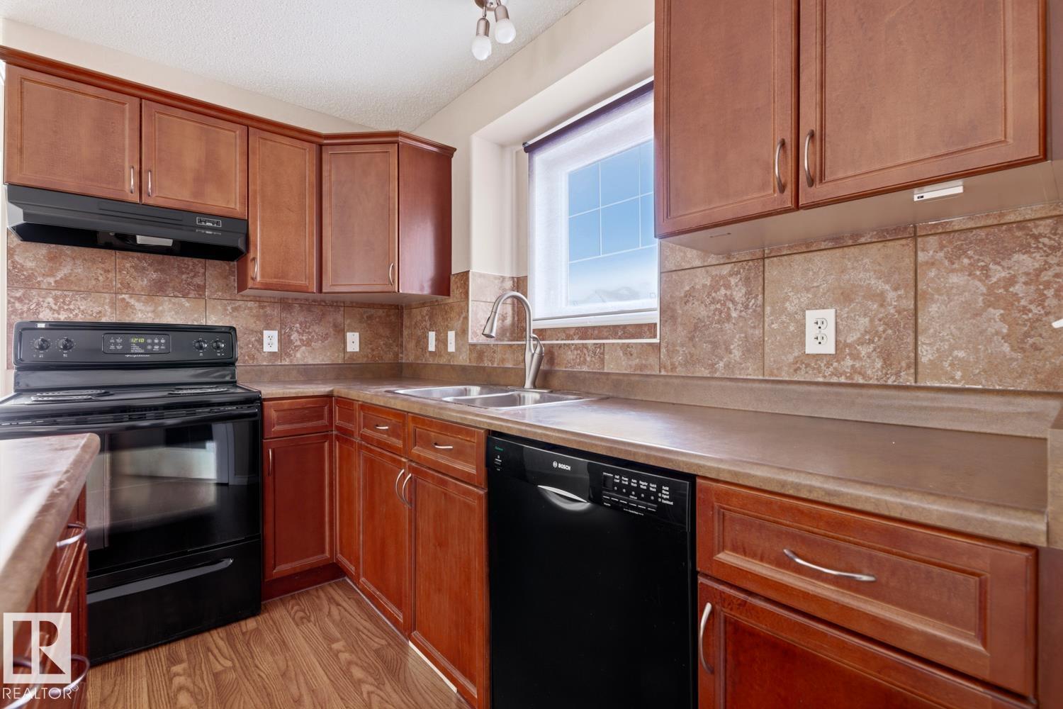 Photo 15 at 5928 203 Street NW, The Hamptons, Edmonton