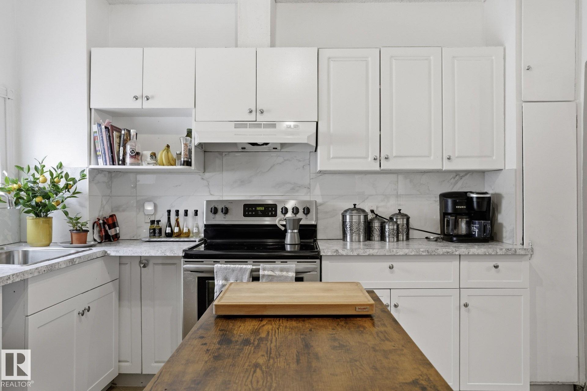 Photo 11 at 12116 81 Street NW, Eastwood, Edmonton