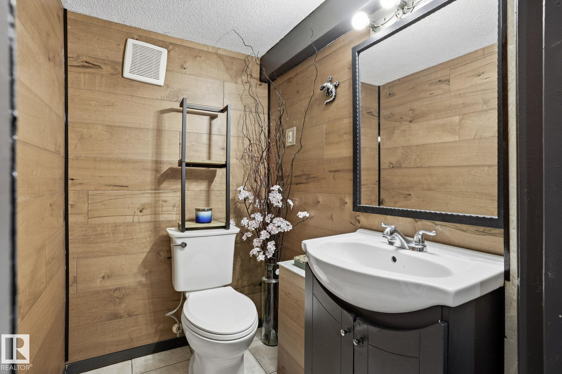 Photo 22 at 12116 81 Street NW, Eastwood, Edmonton