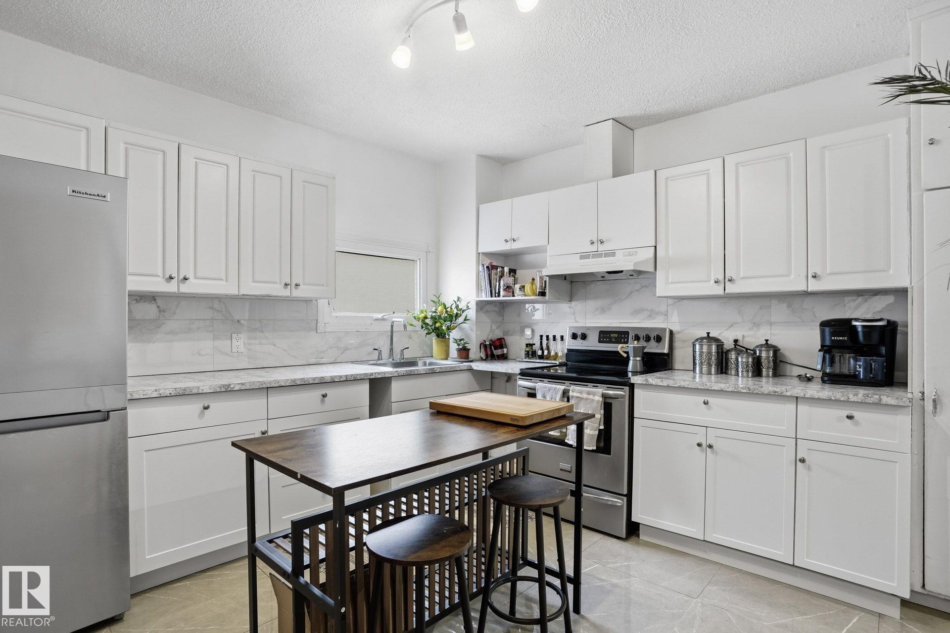 Photo 10 at 12116 81 Street NW, Eastwood, Edmonton