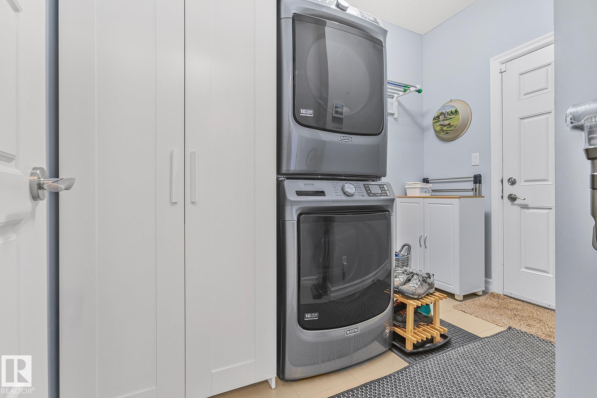 Photo 16 at 17 Sweetberry Cove, Suntree, Leduc