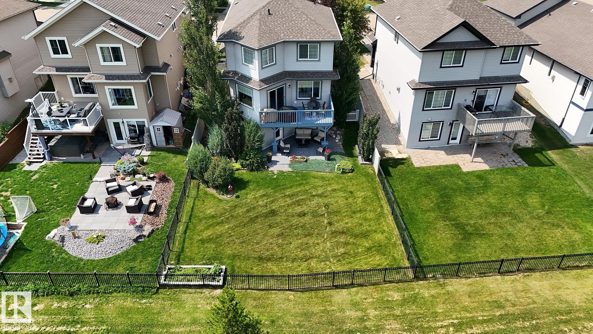 17 Sweetberry Cove, Suntree, Leduc