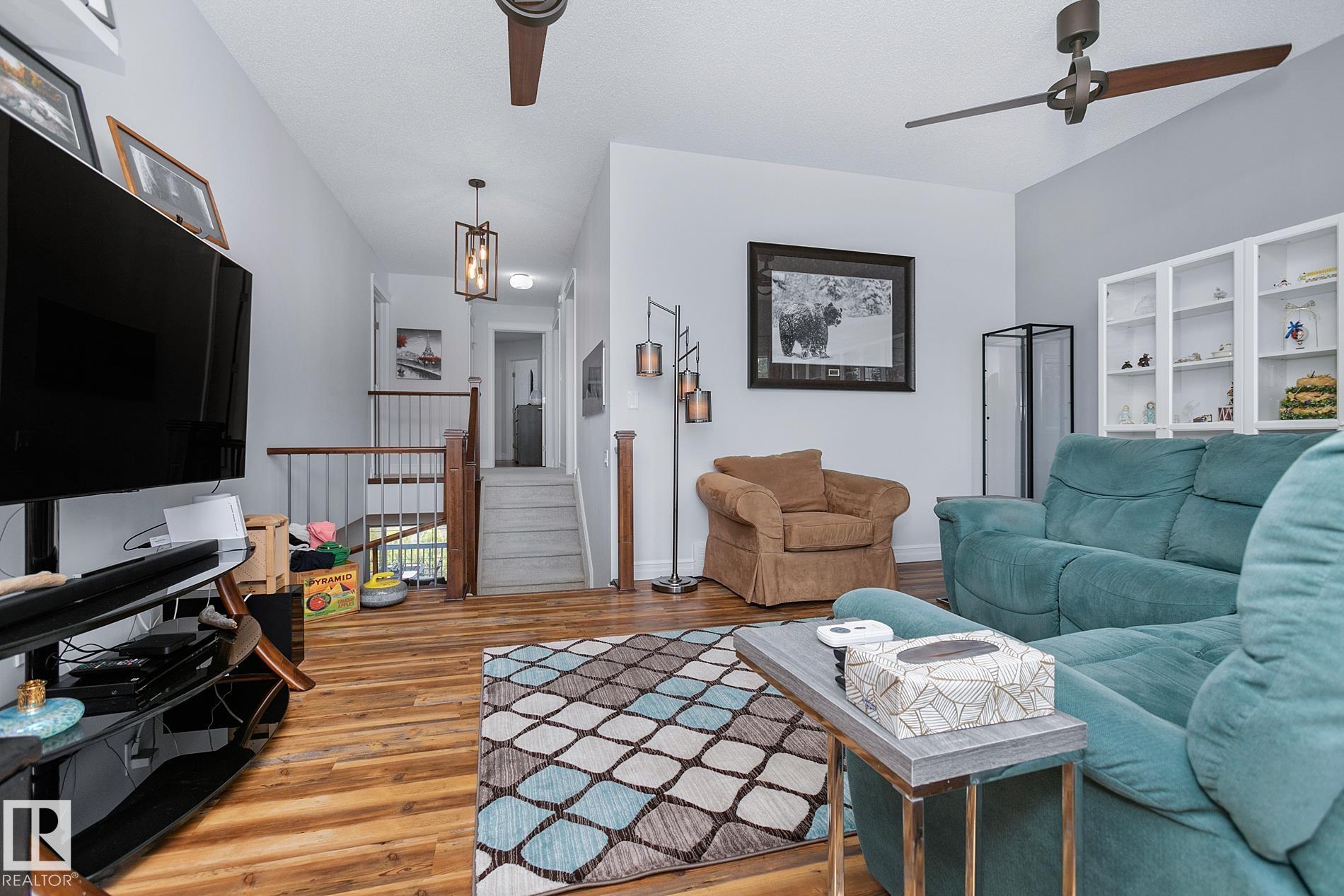 Photo 22 at 17 Sweetberry Cove, Suntree, Leduc