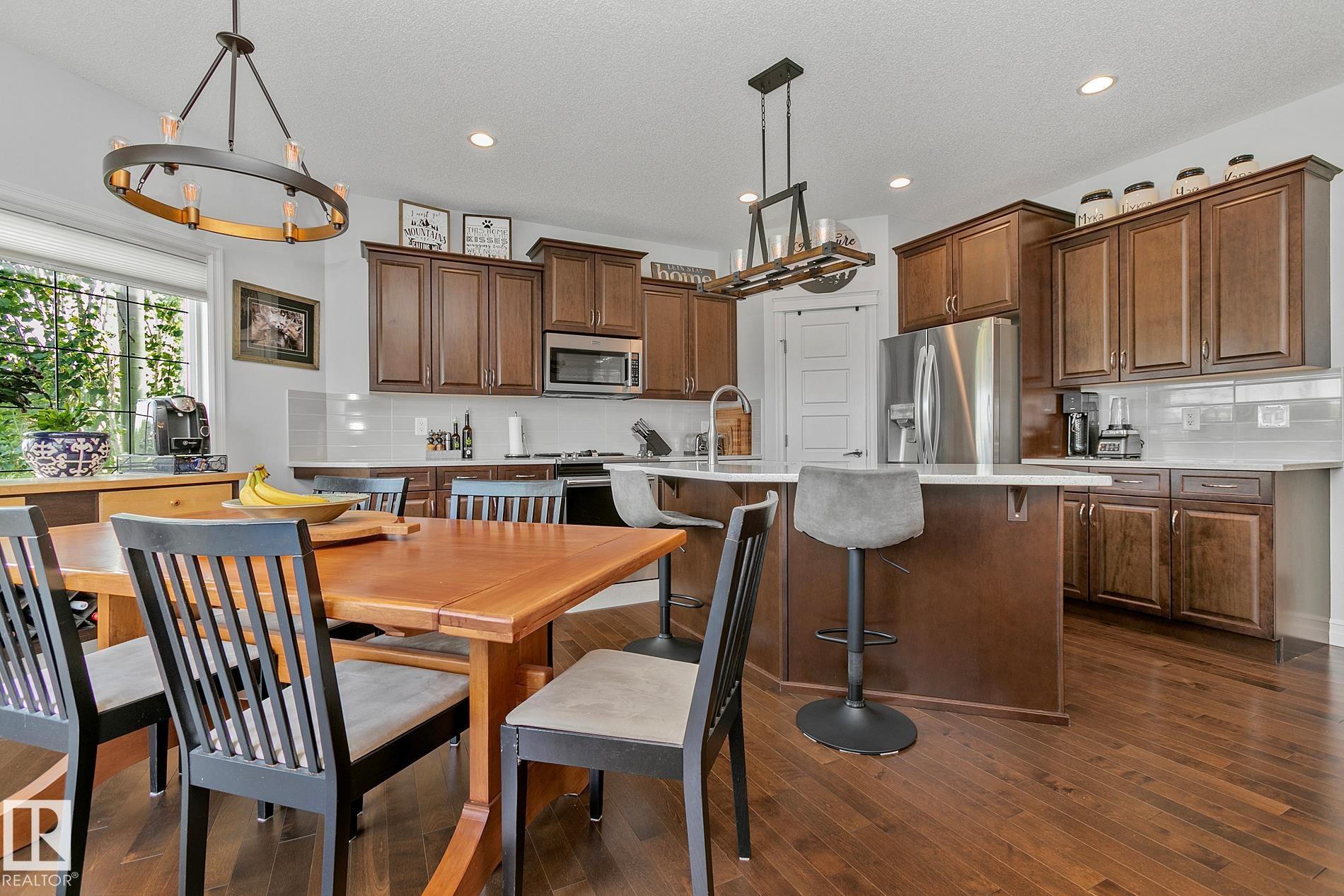 Photo 9 at 17 Sweetberry Cove, Suntree, Leduc