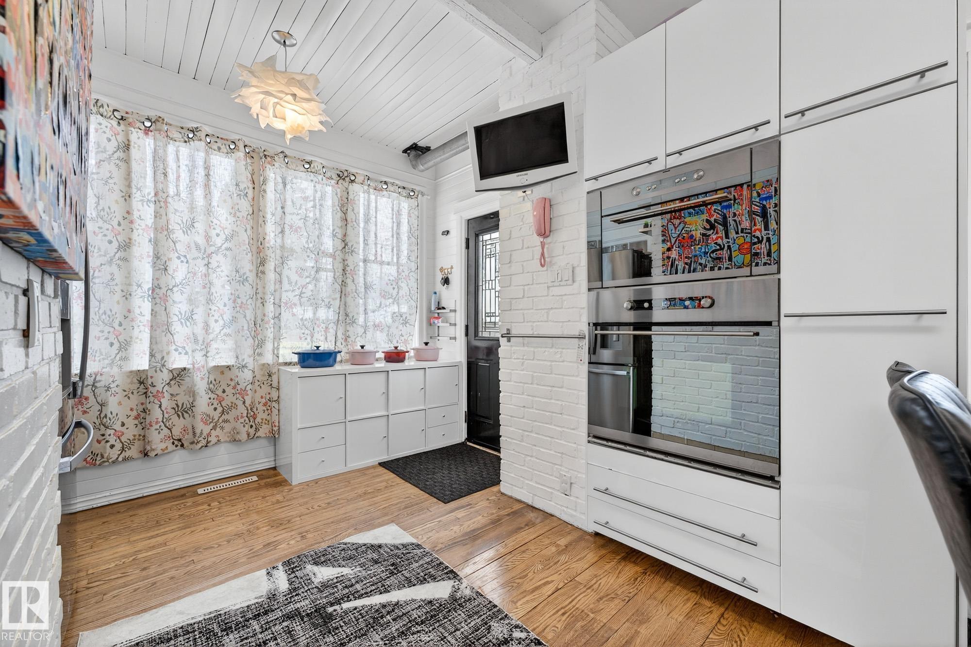 Photo 20 at 10523 127 Street NW, Westmount, Edmonton