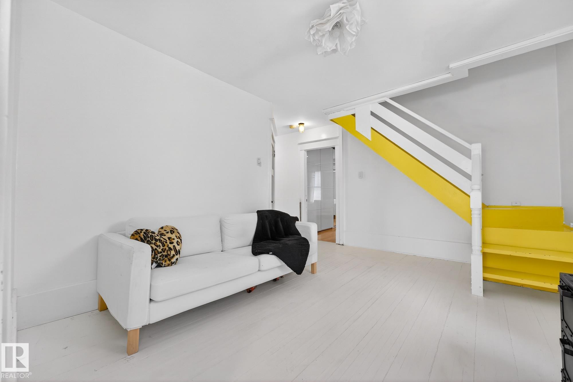 Photo 26 at 10523 127 Street NW, Westmount, Edmonton