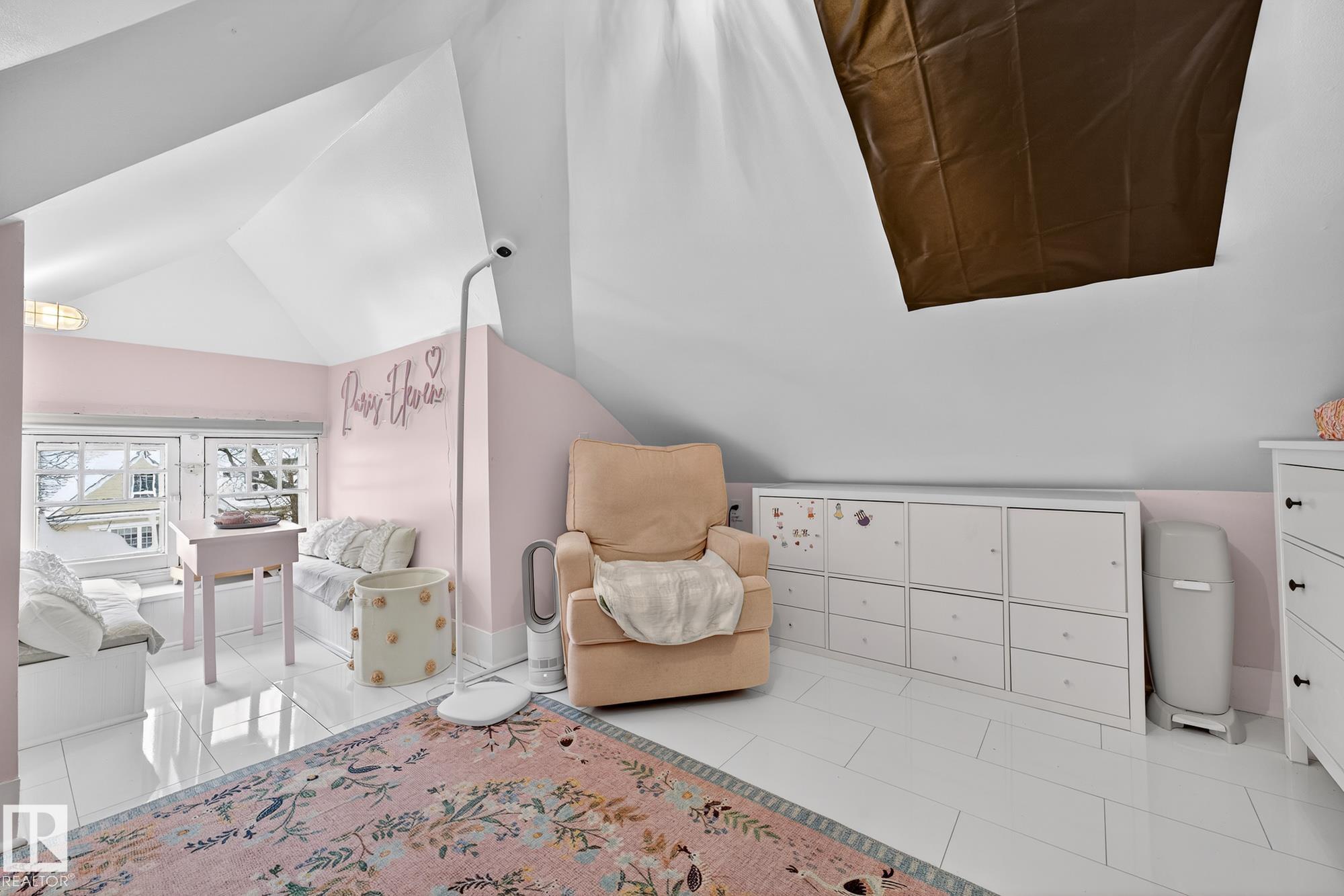 Photo 38 at 10523 127 Street NW, Westmount, Edmonton