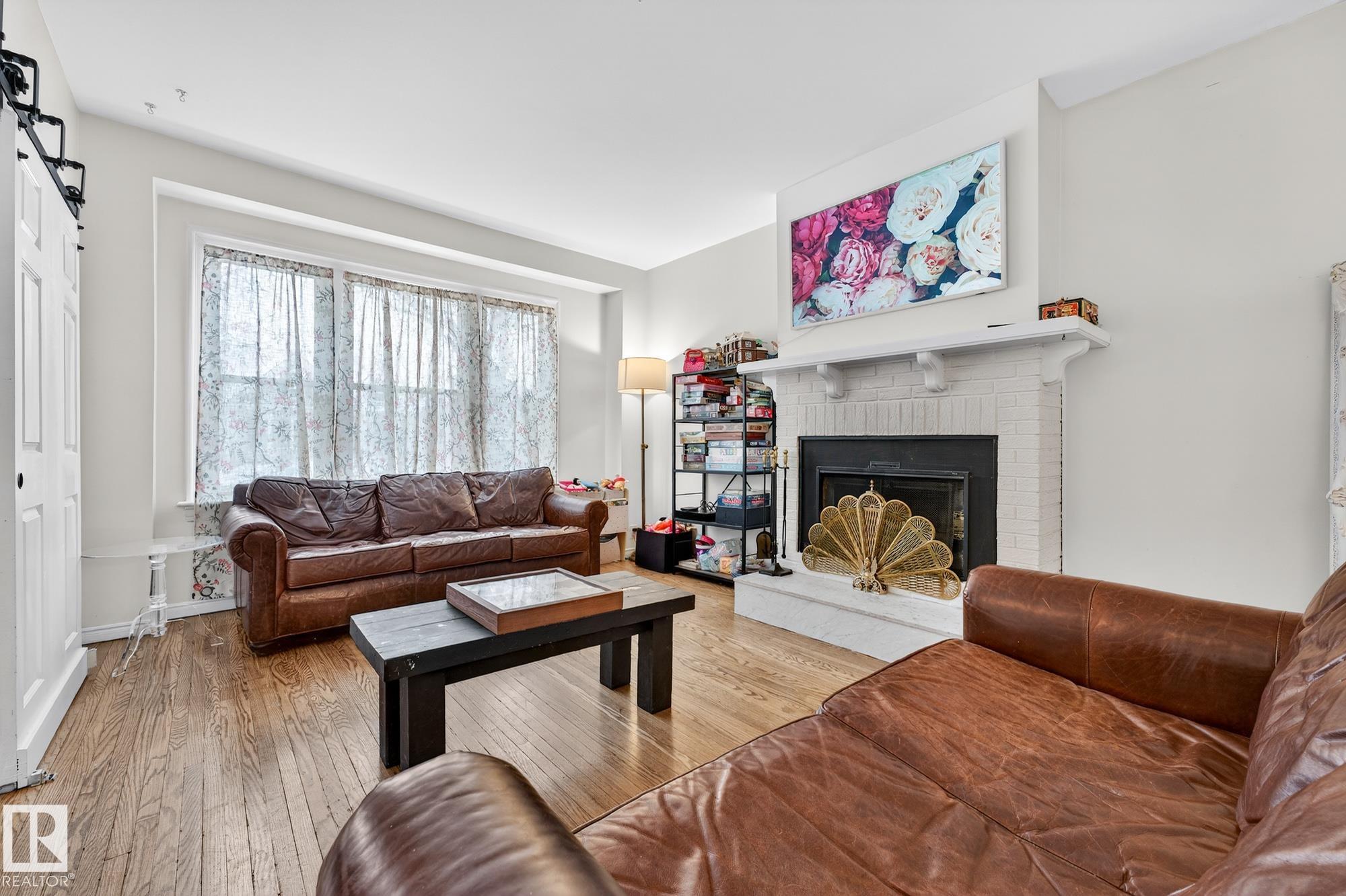 Photo 8 at 10523 127 Street NW, Westmount, Edmonton