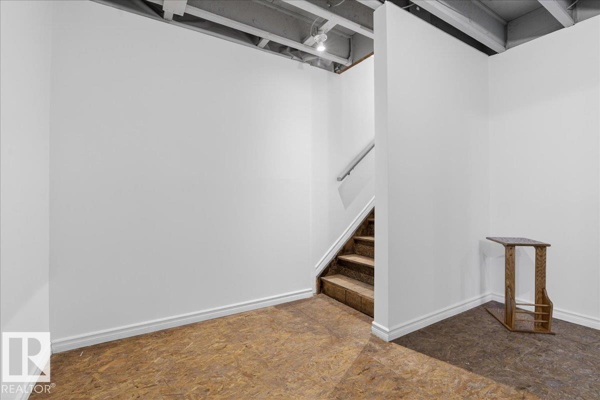 Photo 34 at 6 - 2005 70 Street SW, Summerside, Edmonton