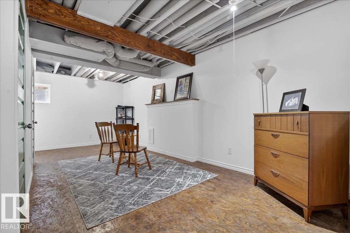 Photo 39 at 6 - 2005 70 Street SW, Summerside, Edmonton