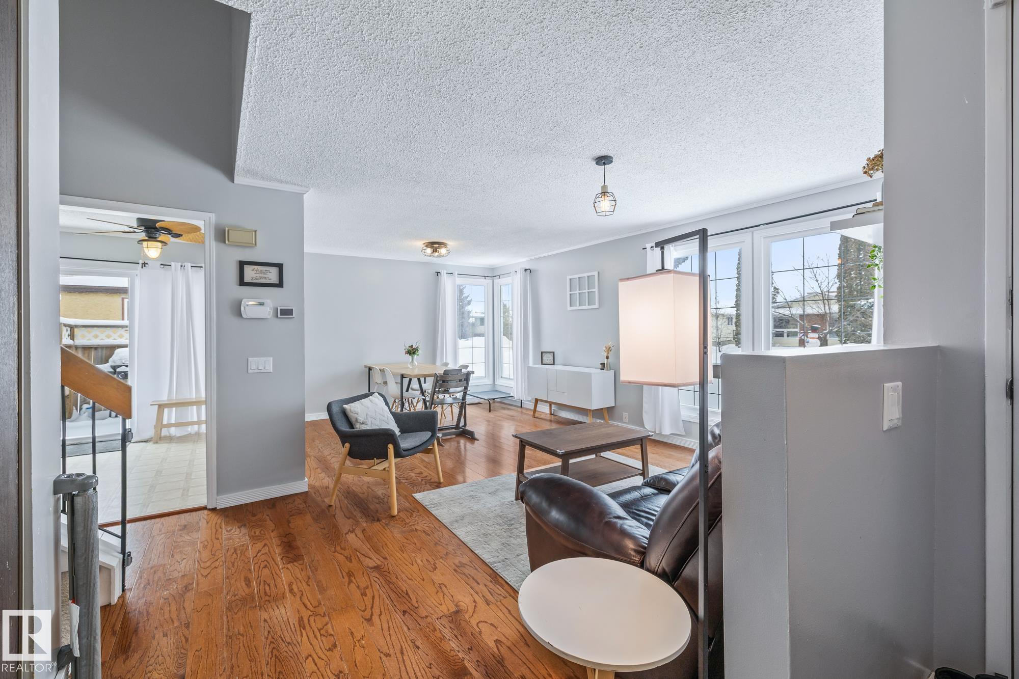 9406 99 Avenue, Morinville