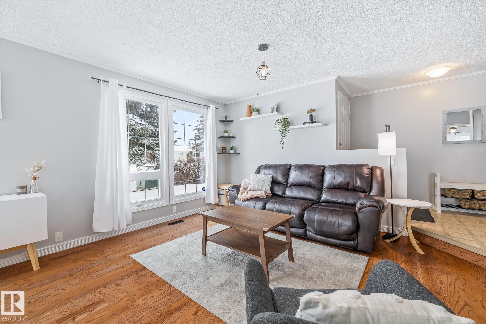 Photo 7 at 9406 99 Avenue, Morinville