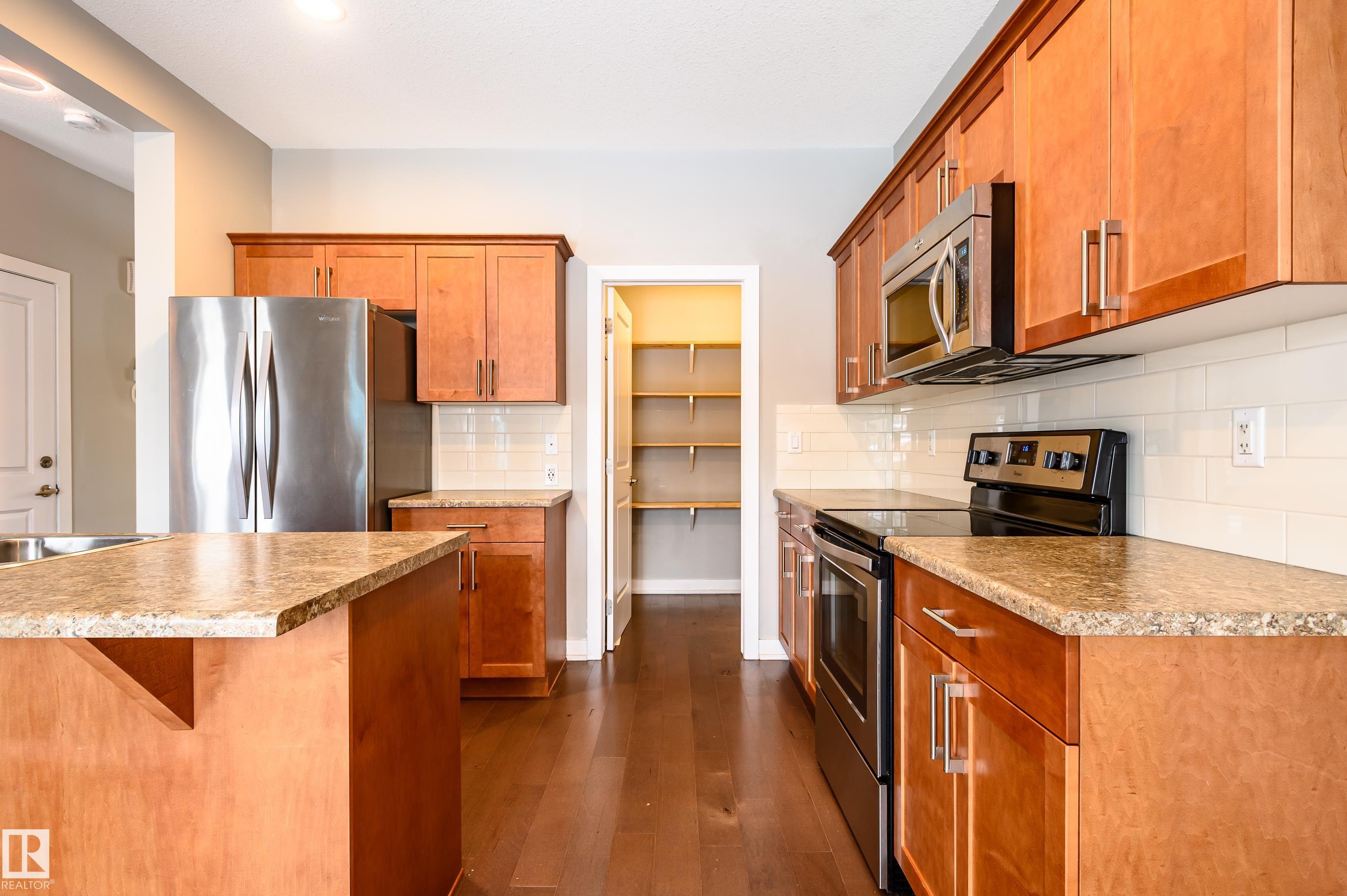 Photo 17 at 11617 93 Street NW, Alberta Avenue, Edmonton