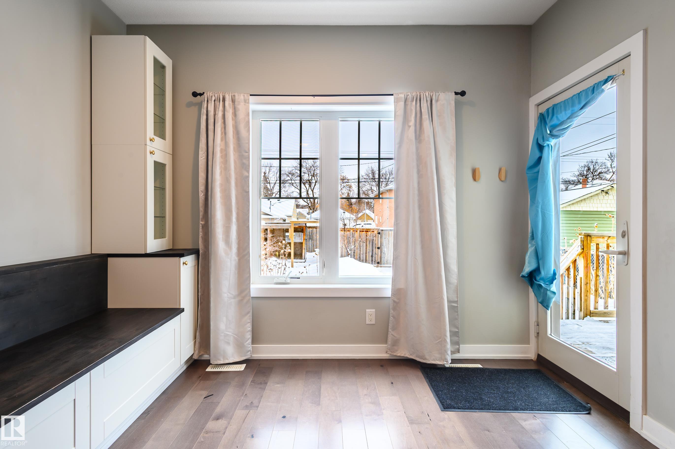 Photo 22 at 11617 93 Street NW, Alberta Avenue, Edmonton