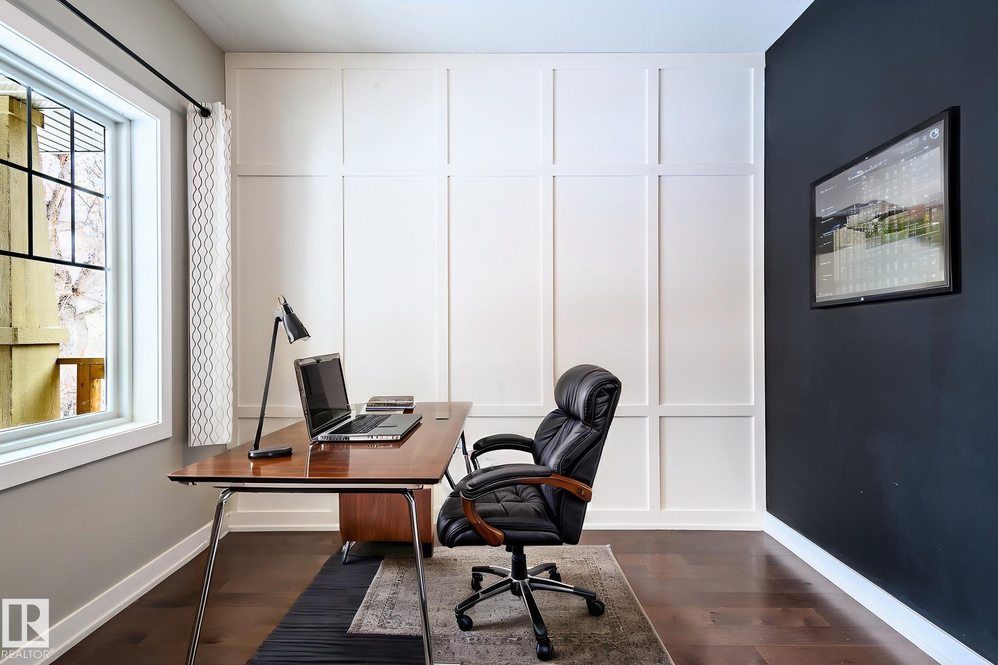 Photo 10 at 11617 93 Street NW, Alberta Avenue, Edmonton