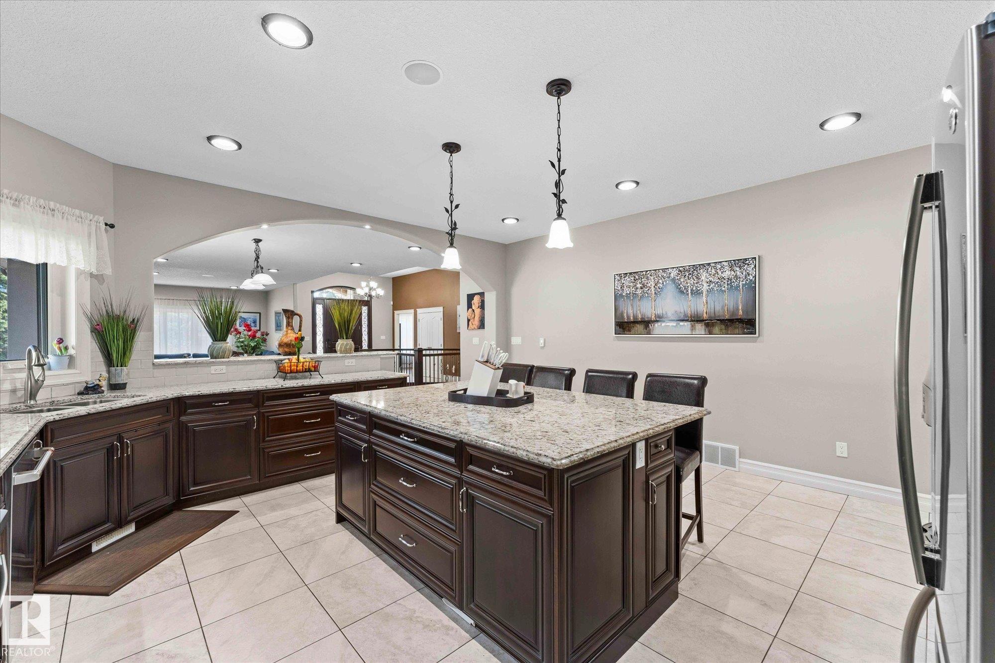 Photo 17 at 10516 158 Street NW, Britannia Youngstown, Edmonton