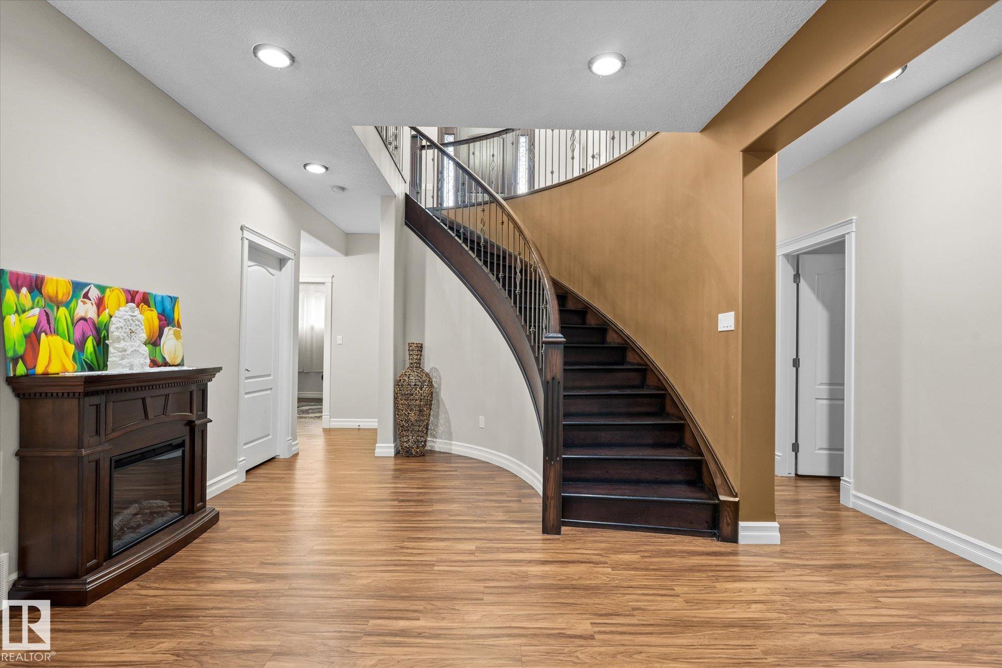 Photo 36 at 10516 158 Street NW, Britannia Youngstown, Edmonton