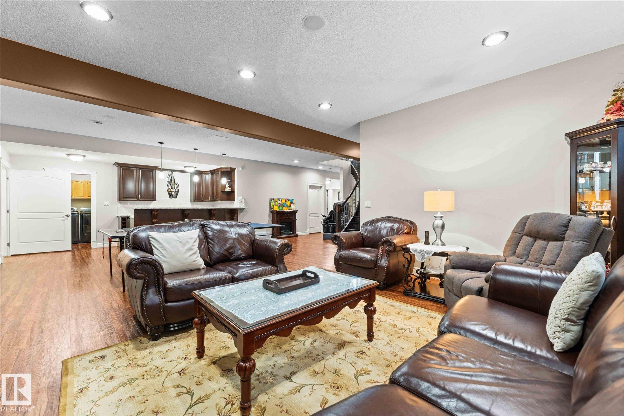 Photo 39 at 10516 158 Street NW, Britannia Youngstown, Edmonton