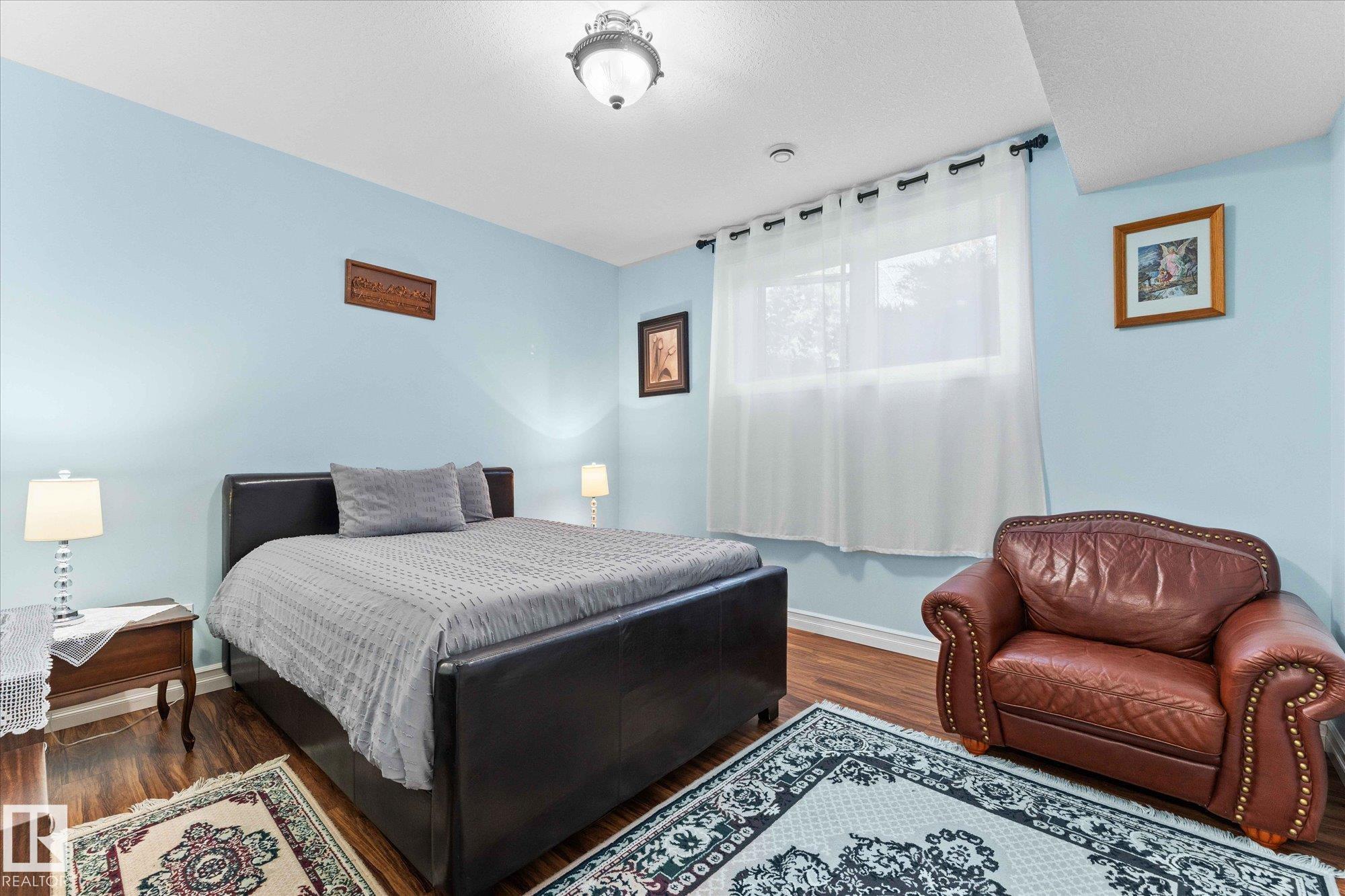 Photo 46 at 10516 158 Street NW, Britannia Youngstown, Edmonton