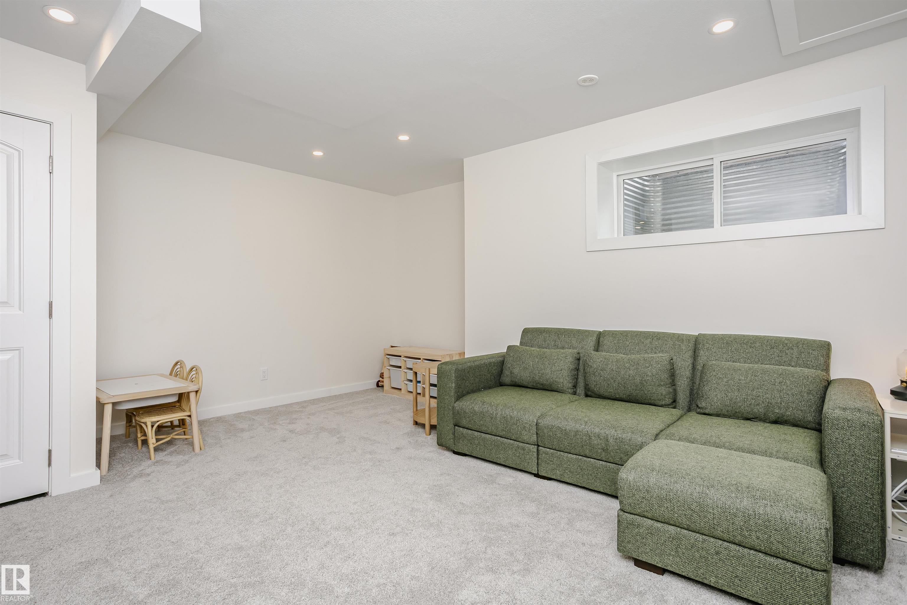 Photo 34 at 350 Desrochers Boulevard SW, Desrochers Area, Edmonton