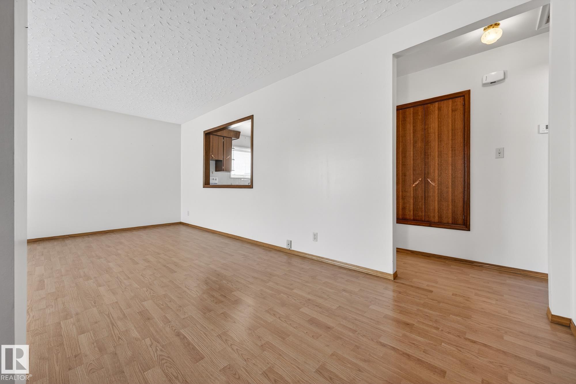 Photo 17 at 12724 80 Street NW, Balwin, Edmonton