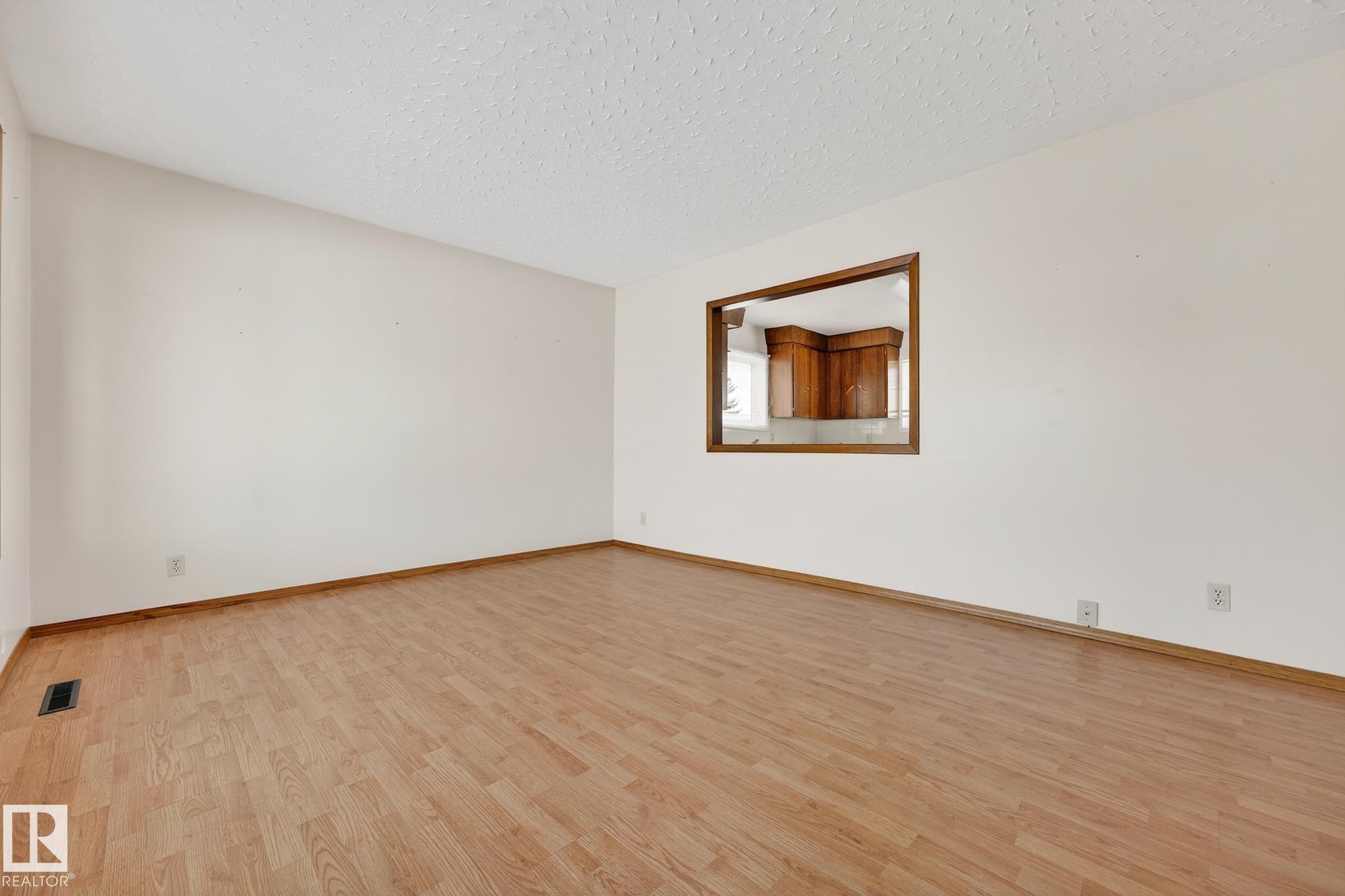 Photo 21 at 12724 80 Street NW, Balwin, Edmonton