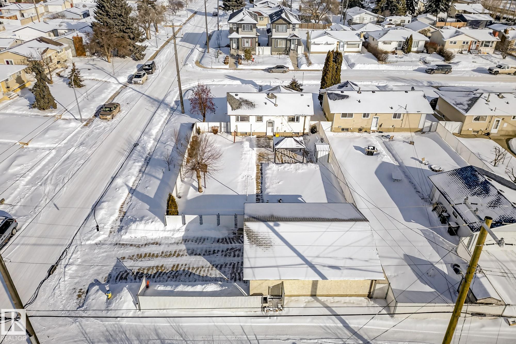 12724 80 Street NW, Balwin, Edmonton