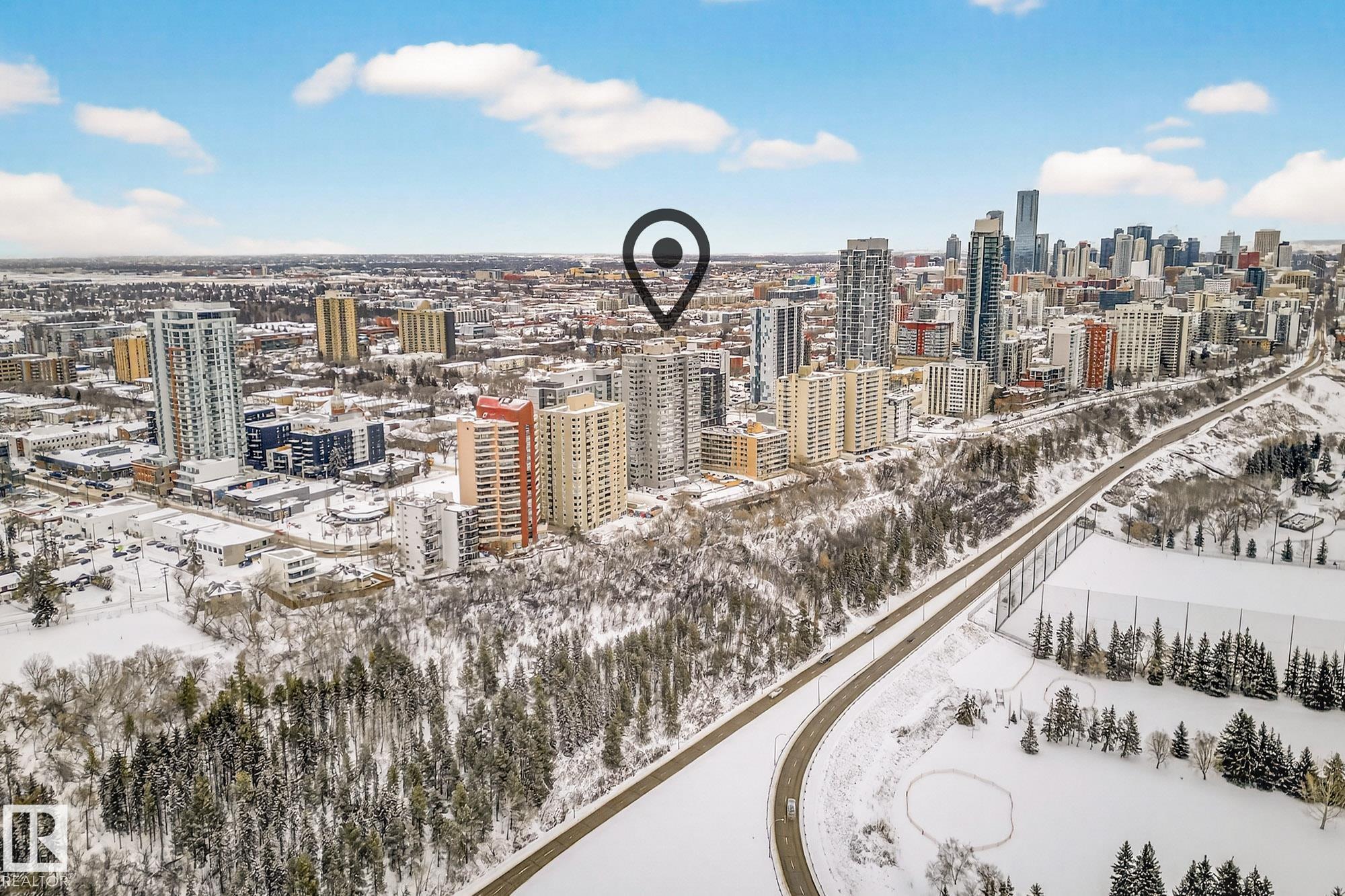 404 - 10011 123 Street NW, Wîhkwêntôwin, Edmonton