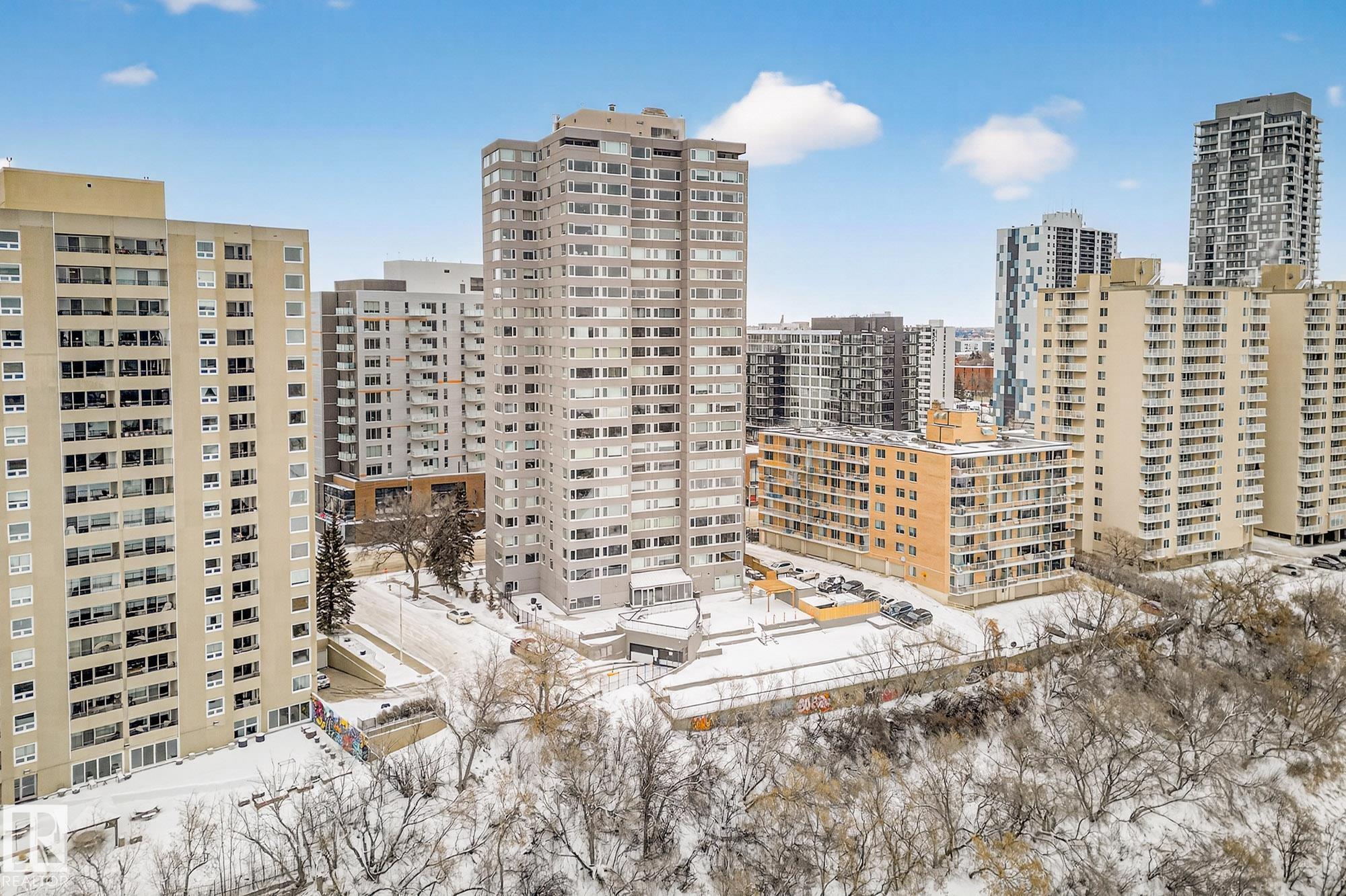 404 - 10011 123 Street NW, Wîhkwêntôwin, Edmonton