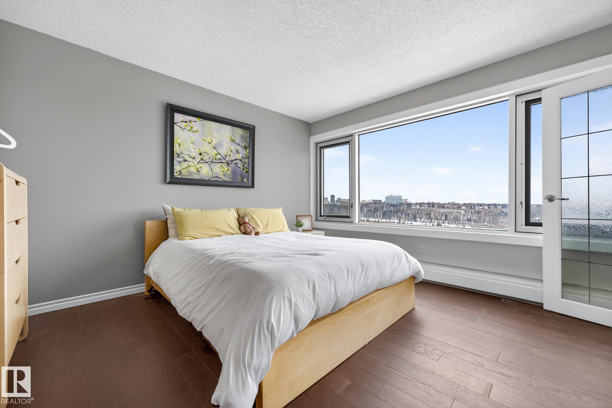 Photo 22 at 404 - 10011 123 Street NW, Wîhkwêntôwin, Edmonton