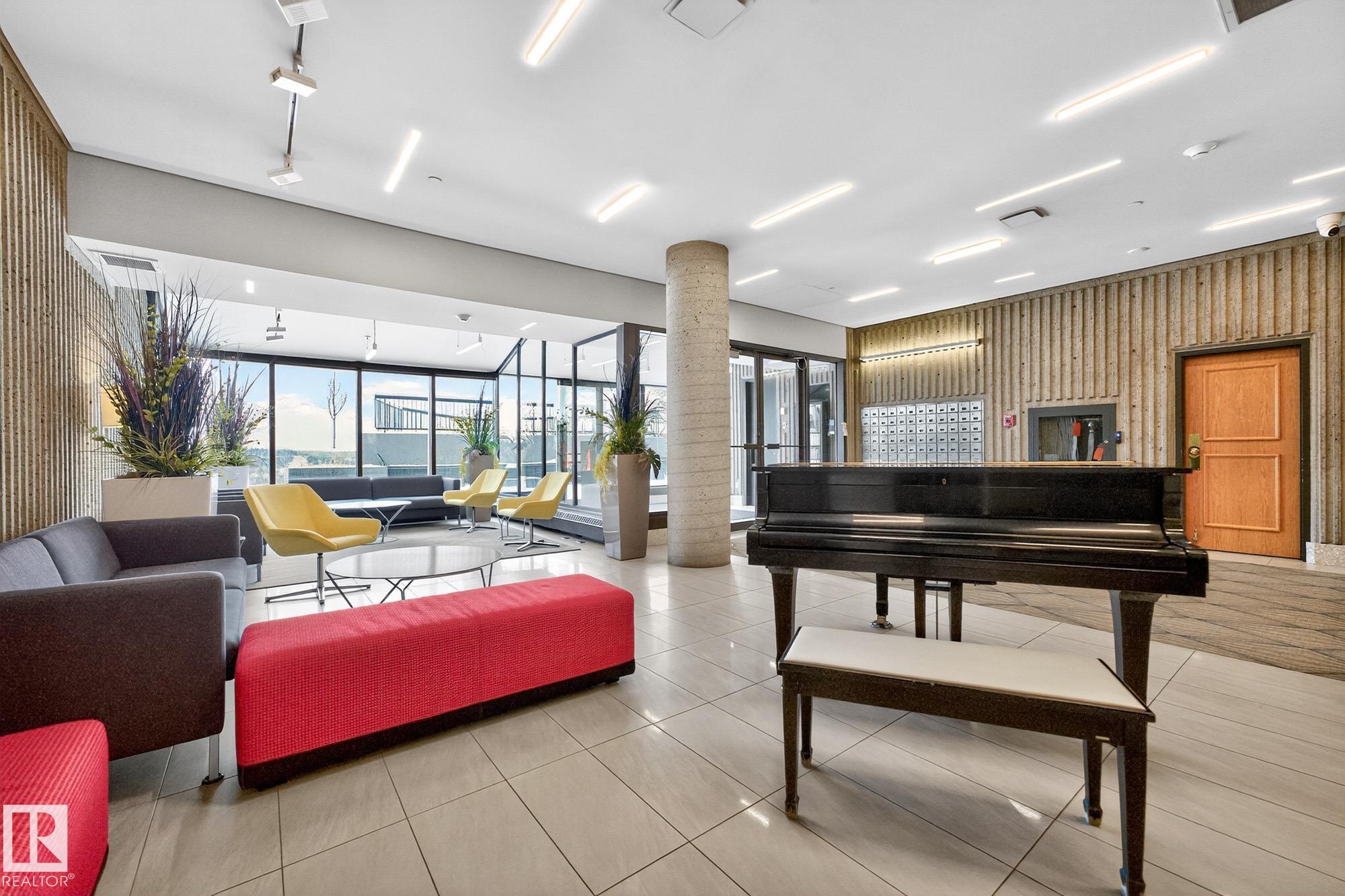 Photo 33 at 404 - 10011 123 Street NW, Wîhkwêntôwin, Edmonton