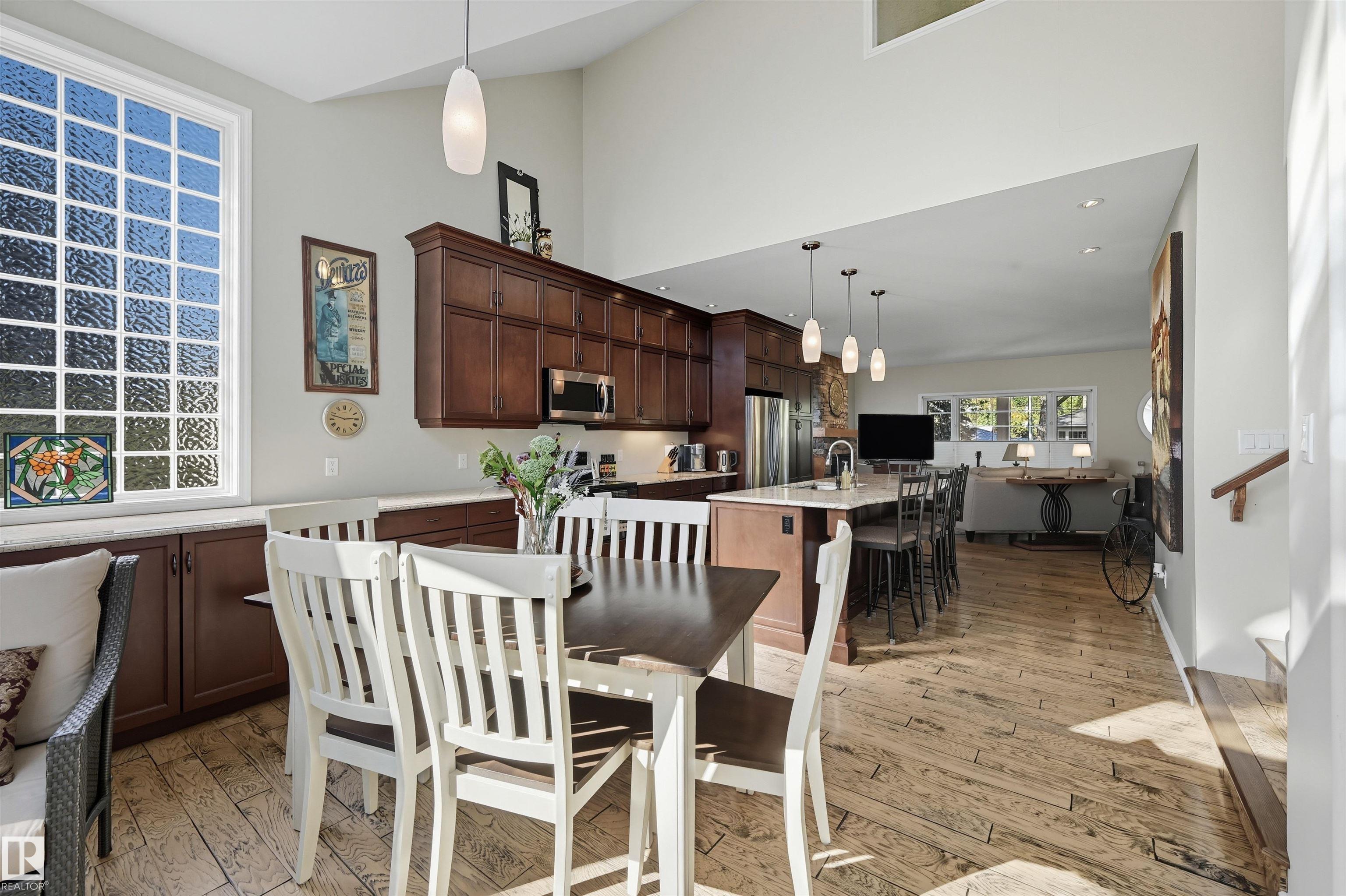 Photo 18 at 10915 62 Avenue NW, Parkallen, Edmonton