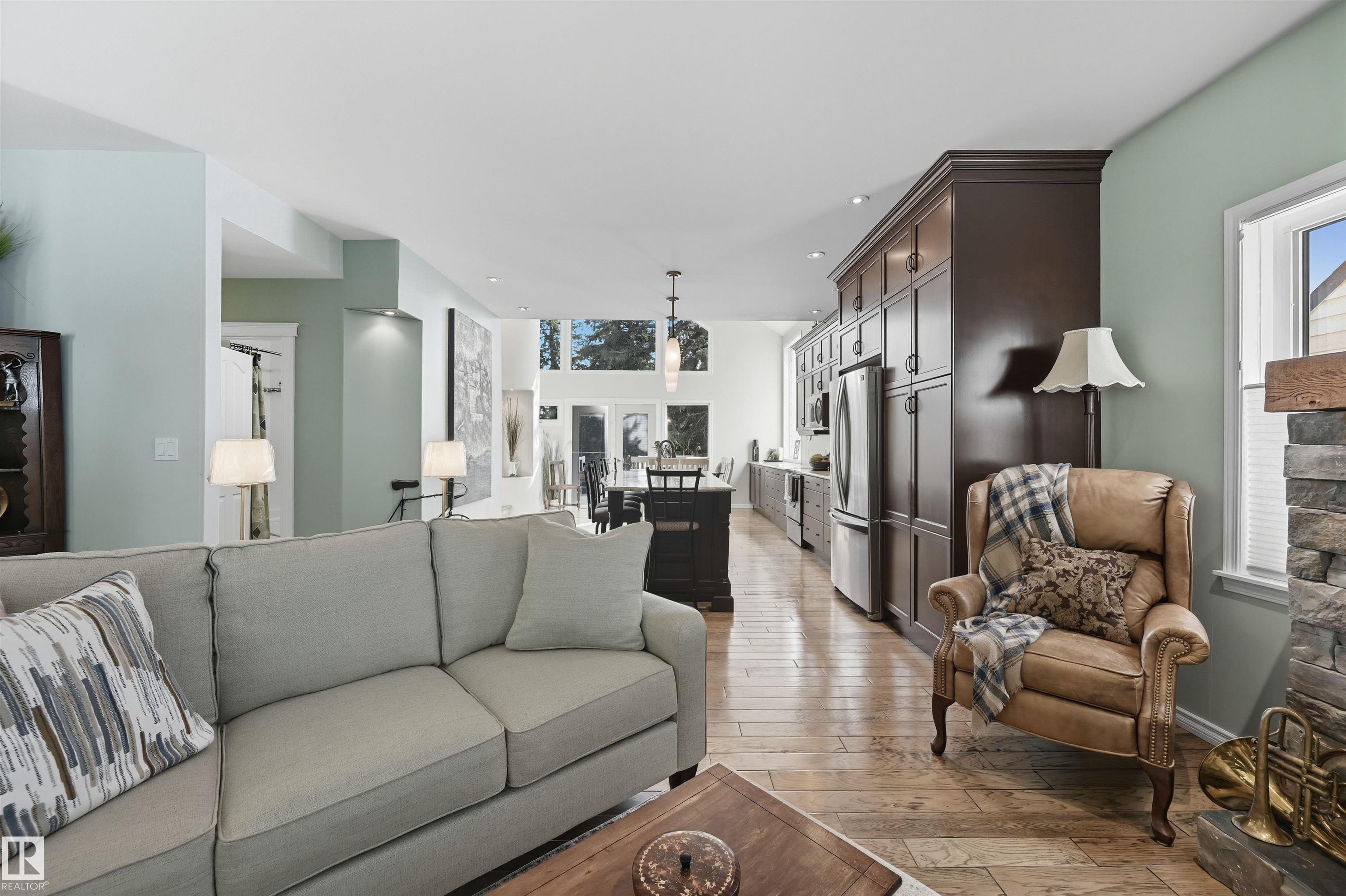 Photo 9 at 10915 62 Avenue NW, Parkallen, Edmonton