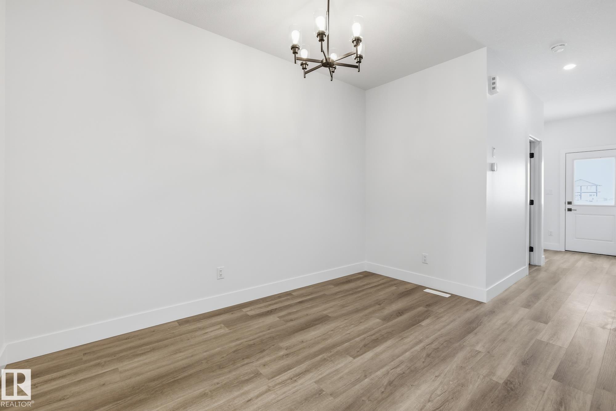 Photo 11 at 102 Elliott Wynd, South Pointe, Fort Saskatchewan