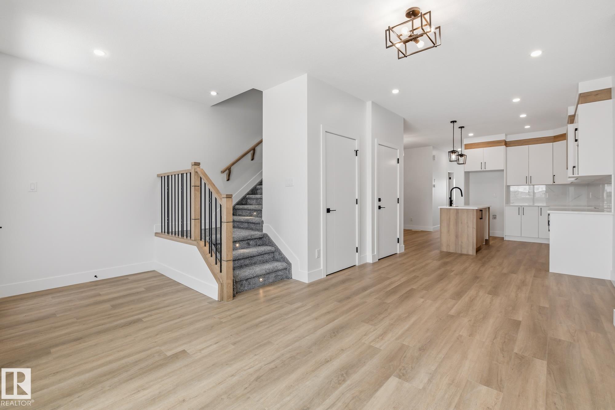 102 Elliott Wynd, South Pointe, Fort Saskatchewan