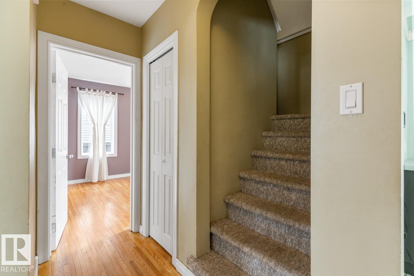 Photo 15 at 9535 69 Avenue NW, Hazeldean, Edmonton