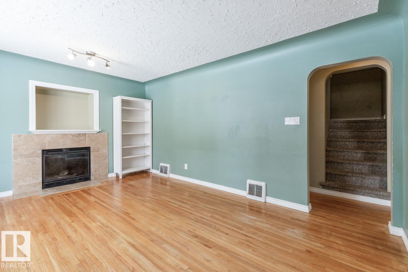 9535 69 Avenue NW, Hazeldean, Edmonton