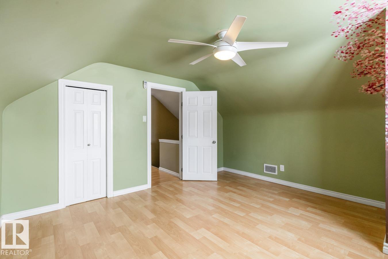 Photo 26 at 9535 69 Avenue NW, Hazeldean, Edmonton