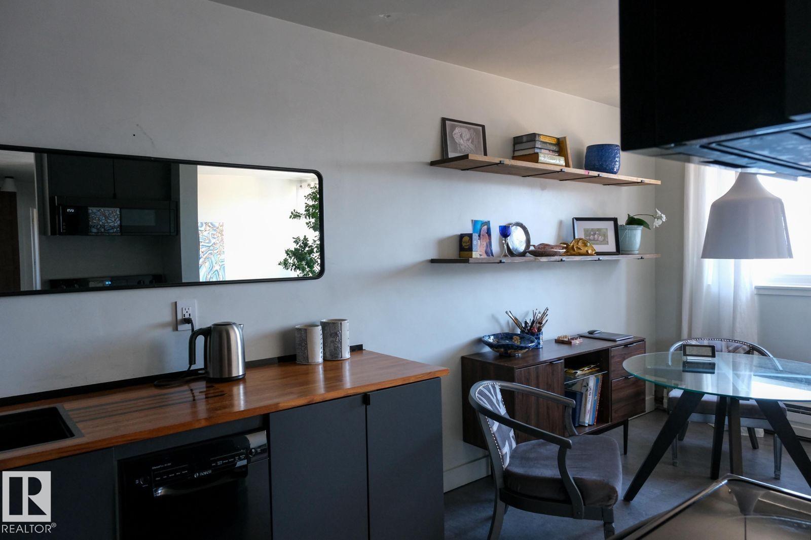 Photo 8 at 408 - 10135 120 Street NW, Wîhkwêntôwin, Edmonton