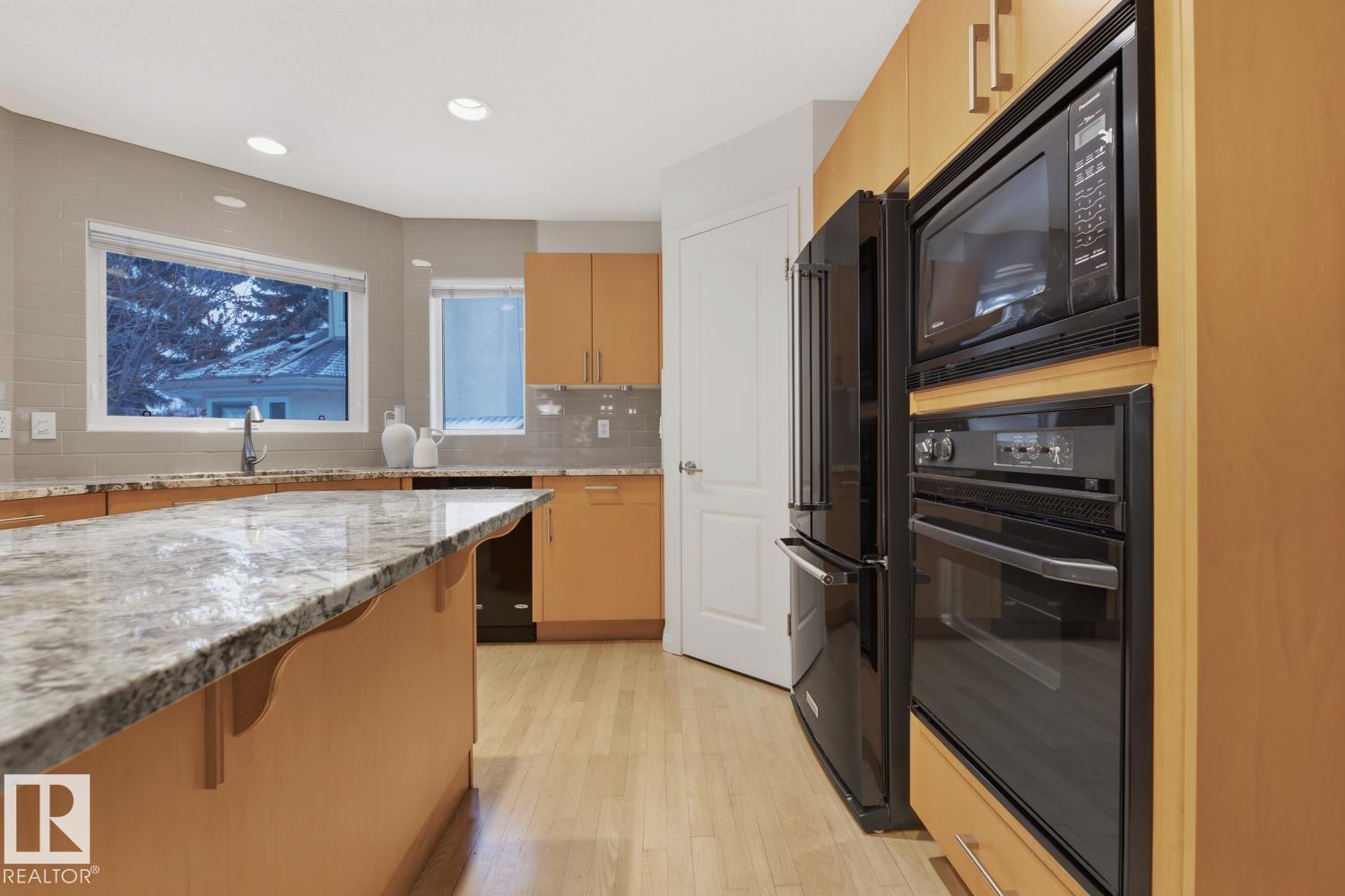 Photo 11 at 324 Wolf Ridge point(e) NW, Oleskiw, Edmonton