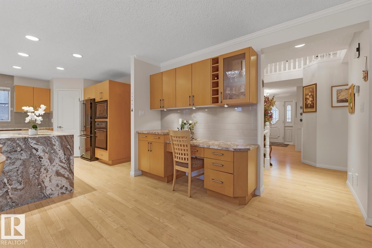 Photo 15 at 324 Wolf Ridge point(e) NW, Oleskiw, Edmonton