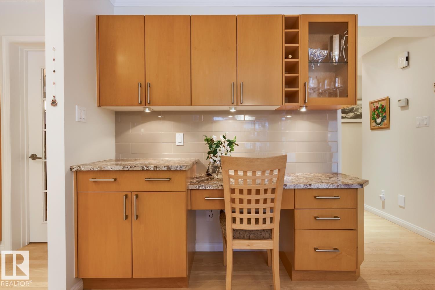 Photo 16 at 324 Wolf Ridge point(e) NW, Oleskiw, Edmonton