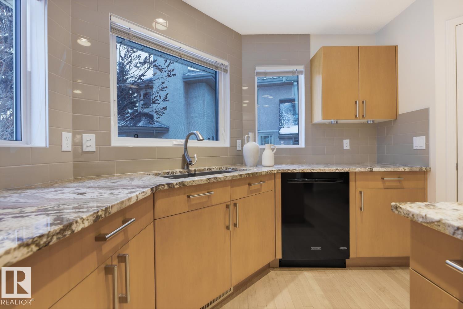 Photo 8 at 324 Wolf Ridge point(e) NW, Oleskiw, Edmonton