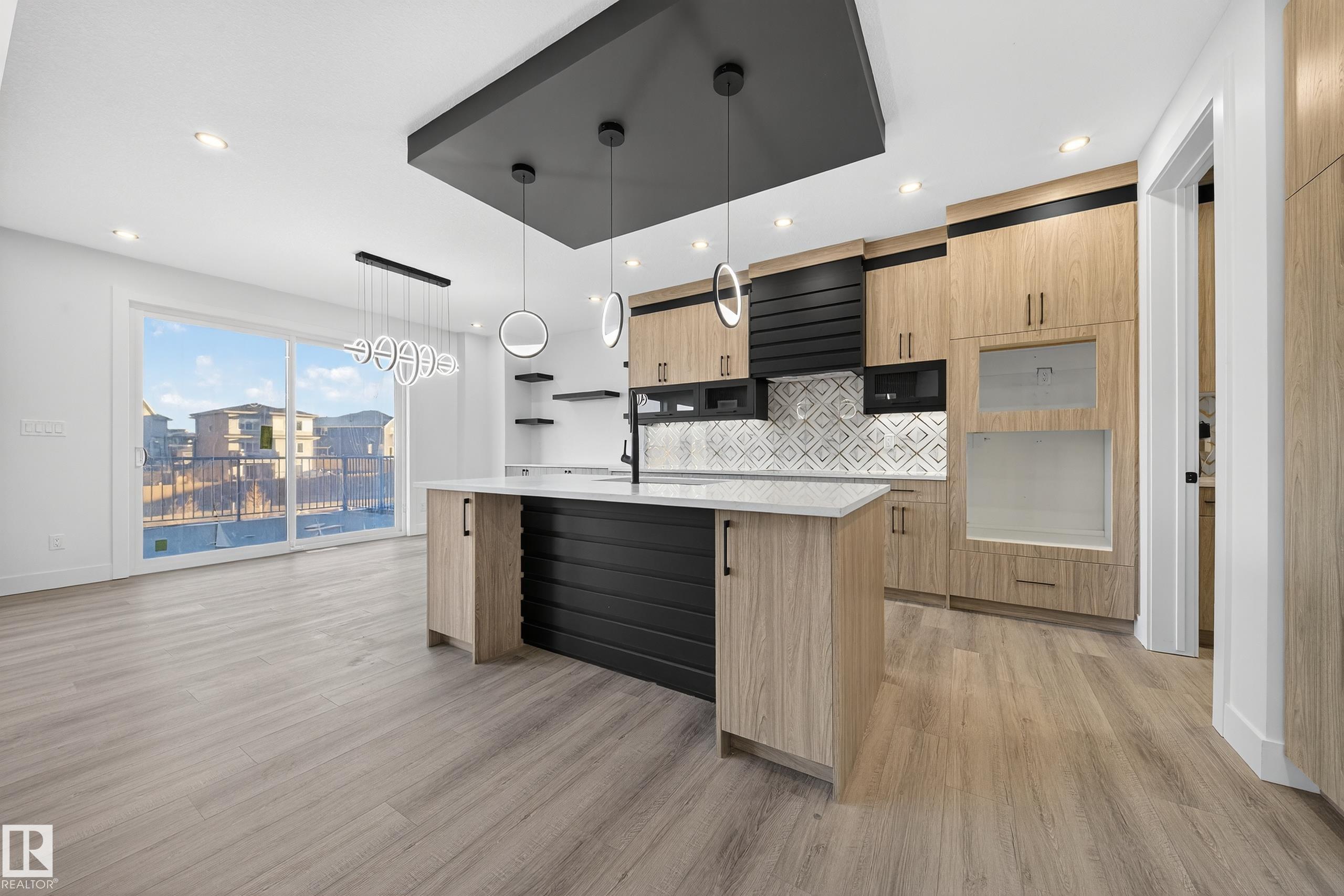 2010 Collip Crescent SW, Cavanagh, Edmonton