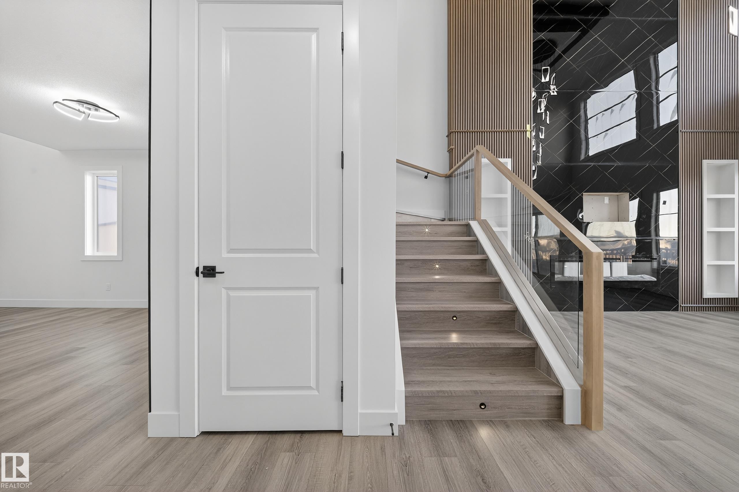 Photo 25 at 2010 Collip Crescent SW, Cavanagh, Edmonton