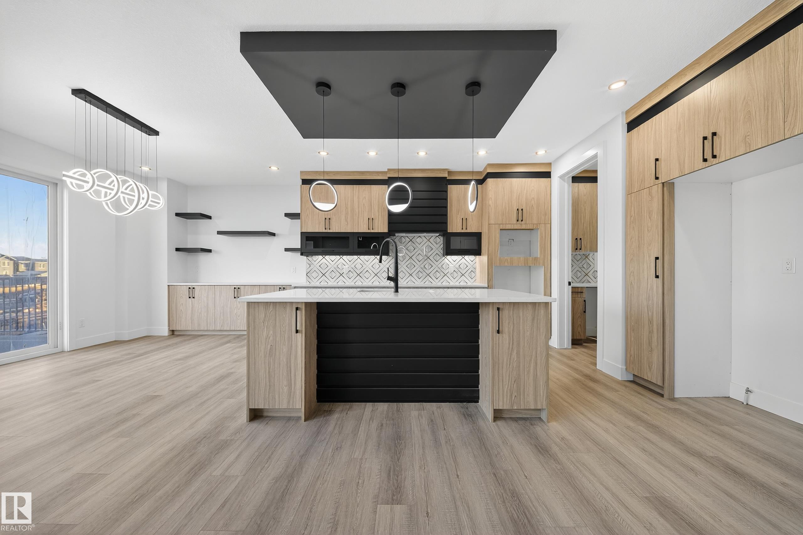 Photo 28 at 2010 Collip Crescent SW, Cavanagh, Edmonton