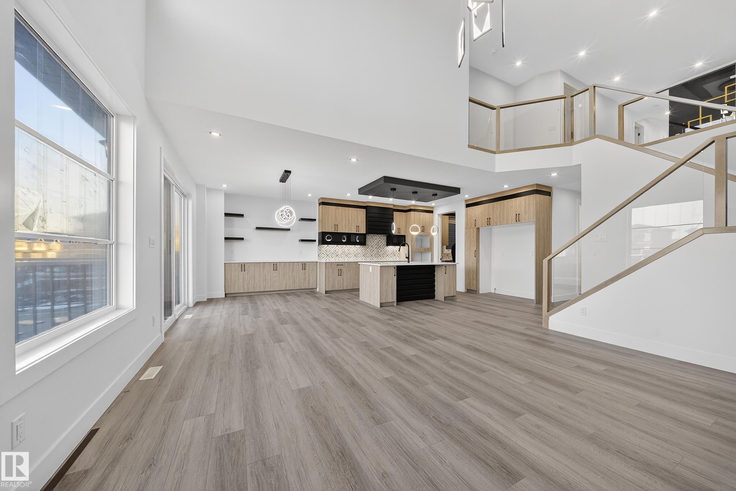 Photo 37 at 2010 Collip Crescent SW, Cavanagh, Edmonton