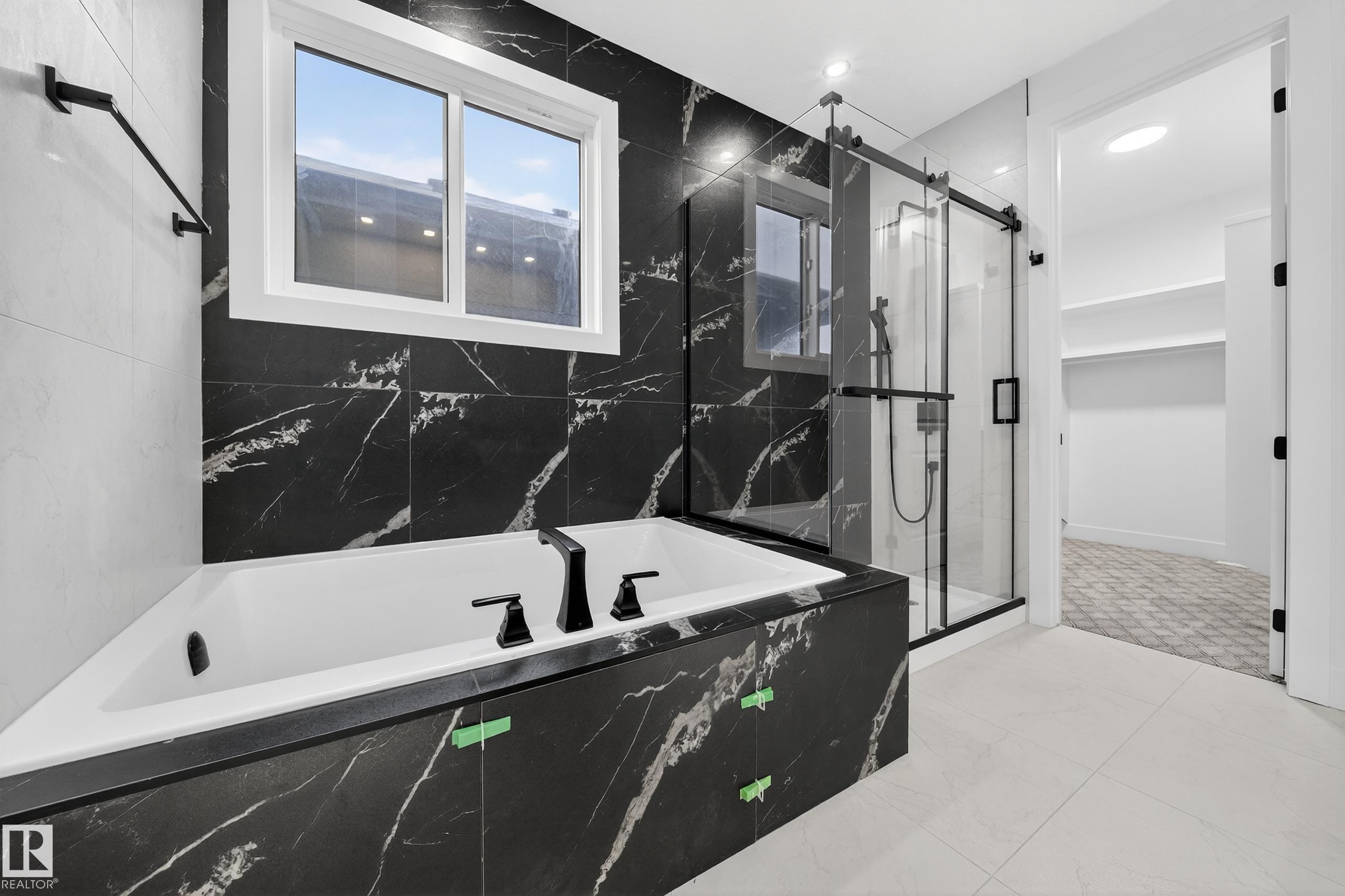 Photo 62 at 2010 Collip Crescent SW, Cavanagh, Edmonton