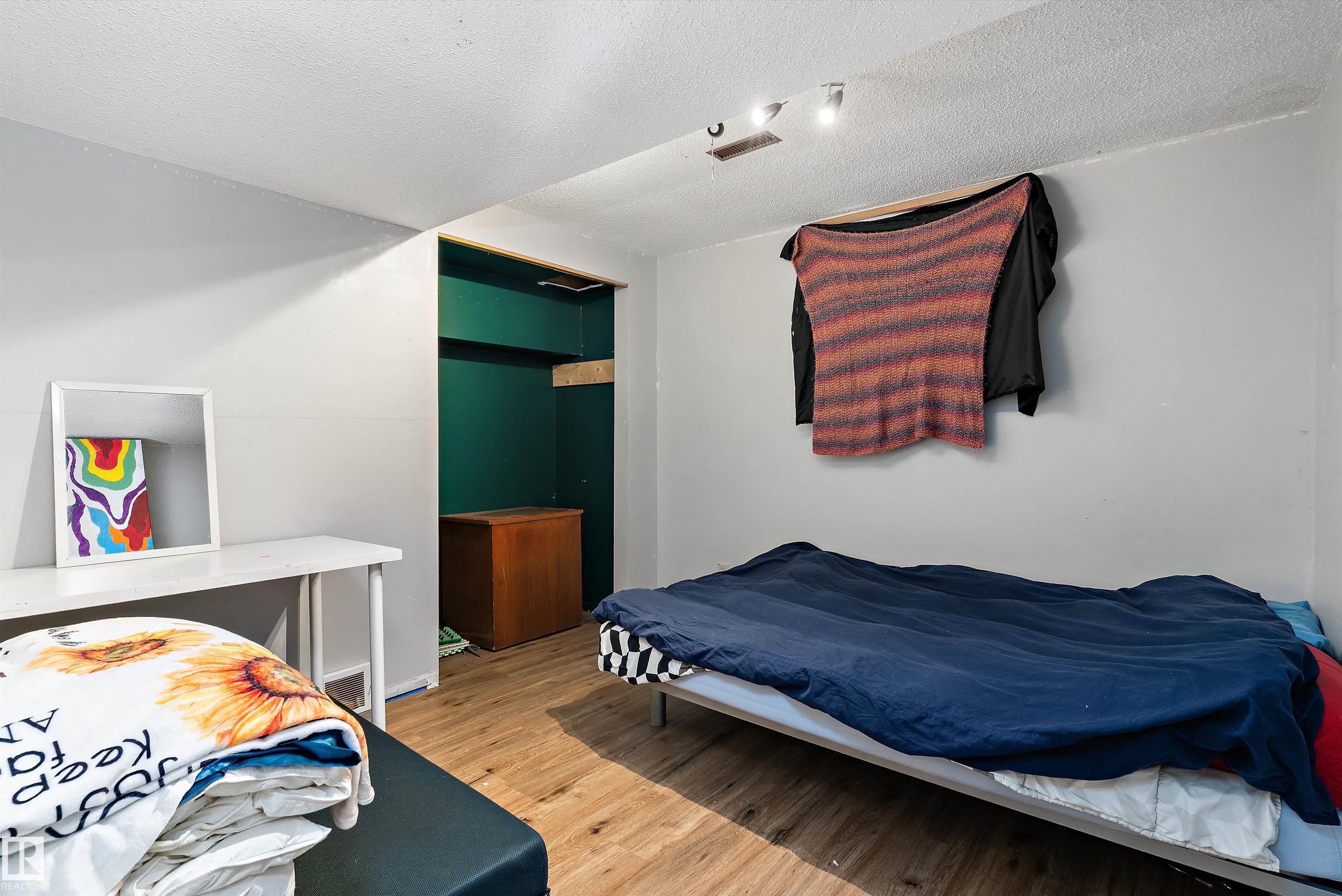 Photo 32 at 115 Walker Road NW, Oleskiw, Edmonton